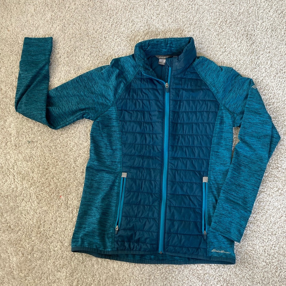 Eddie Bauer jacket has a hood